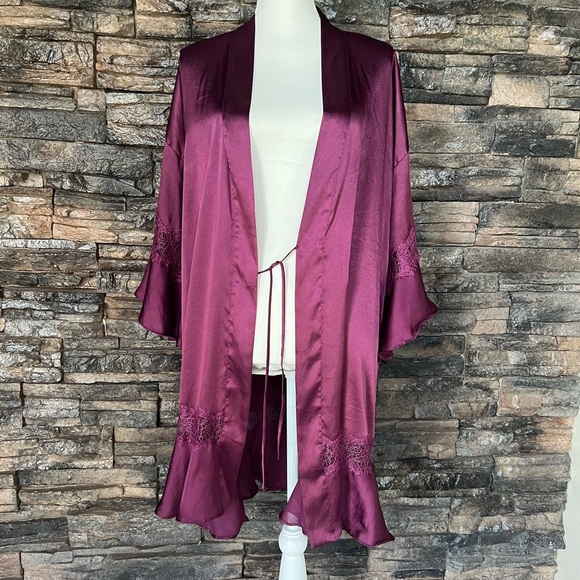 Vintage Victoria's Secret Purple Robe with Long Sleeves and Open Front - Picture 2 of 7